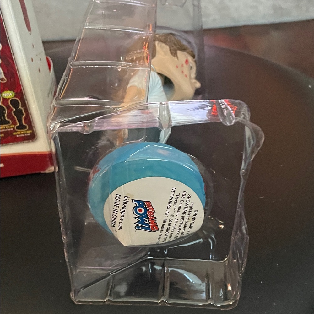 Showtime Collection Dexter Morgan Bobblehead - Red, Blue, White - Picture 8 of 15